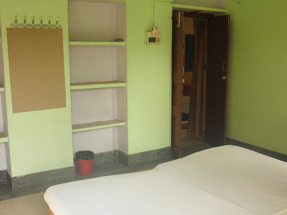 Shivakashi Guest House Varanasi Quarto foto